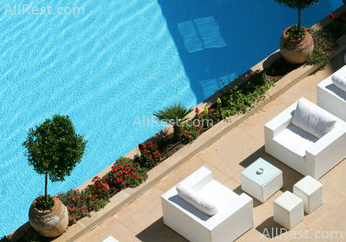 Grecian Park Hotel 8